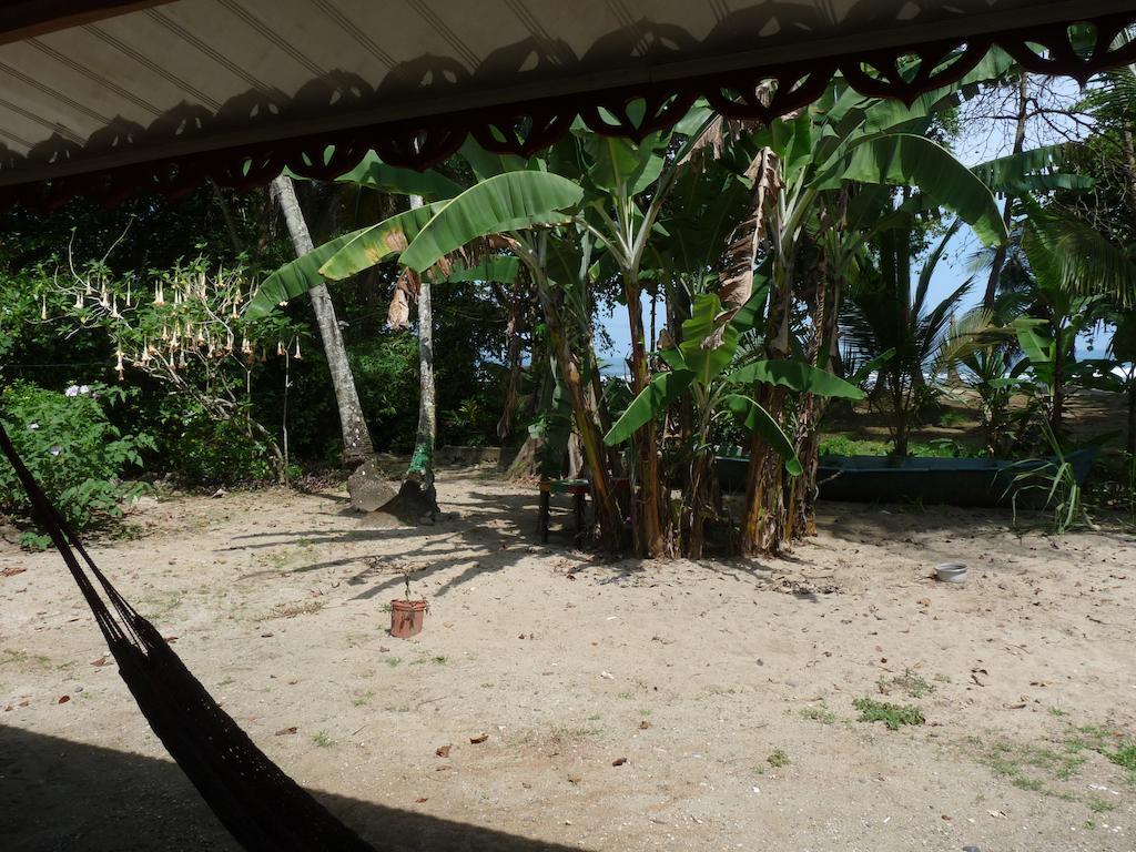 Yucca Beachfront Hotel Puerto Viejo de Talamanca Kültér fotó