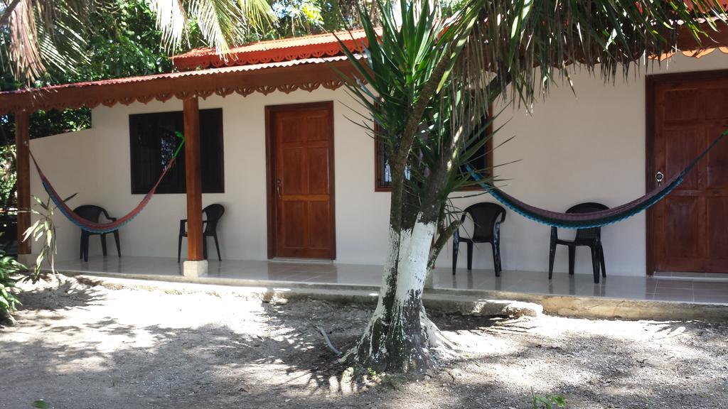 Yucca Beachfront Hotel Puerto Viejo de Talamanca Kültér fotó