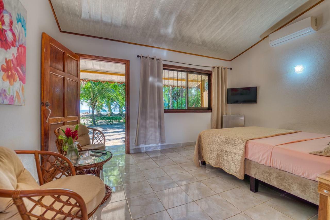 Yucca Beachfront Hotel Puerto Viejo de Talamanca Kültér fotó